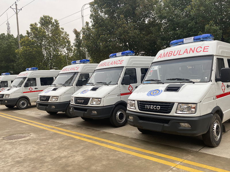 依維柯得意運(yùn)輸型救護(hù)車