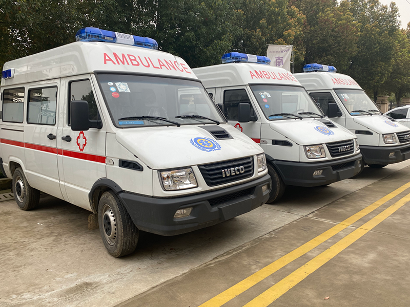 依維柯得意運(yùn)輸型救護(hù)車